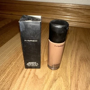M·A·C Foundation NC55 SPF15 1.2 fl oz - Picture 1 of 4