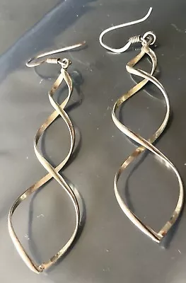 925 Sterling Silver Lovely Twisted Spiral Dangle Drop Earrings - Image 1 of 4
