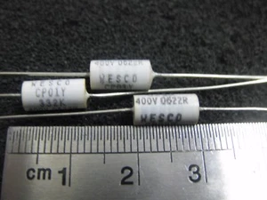 2X WESCO CP01Y332K 3.3nF 10% 400V Axial Vintage White Capacitor - Picture 1 of 1