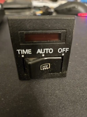 Interruptor de descongelación de ventana trasera Datsun 280Zx Turbo Fairlady S130 1982-1983 Foto 1 de 3