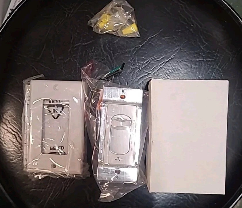 Emerson SW46W Four Speed Ceiling Fan Remote Control White S&d