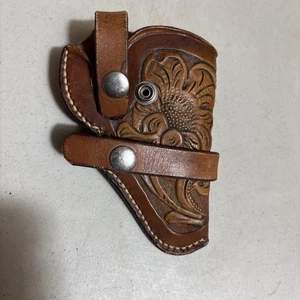 Handbesetztes kleines Revolverholster aus Leder schön - Bild 1 von 3