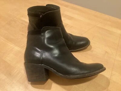 Wolverine 1000 Mile Vintage Black Leather Side Zip Women’s Booties Size 11 - Image 1 of 4