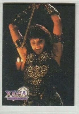 Topps Xenia Warrior Princess Series 2 TV Show Trading Card #35 Lucy Lawless Xena - Image 1 of 2