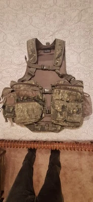 Hunting Vest Camo Midway USA XL to XXL with Seat Cushion - Image 1 of 4