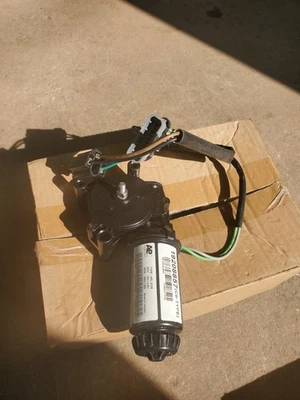 AC Delco Window Motor Regulator 19208857 LH Left Hand 12V 3650 RPM - Image 1 of 4