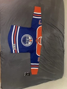 Oilers Hockey Jersey - Picture 1 of 4