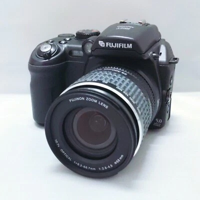[Rarely Used ／Body & Lens Only ] Fujifilm FinePix  S9000 DSLR Camera - Black - Image 1 of 4