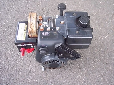 Quitanieves Craftsman 143.985003 Tecumseh HSSK50-67338S 5 H.P. Motor 536.886140 Foto 1 de 4