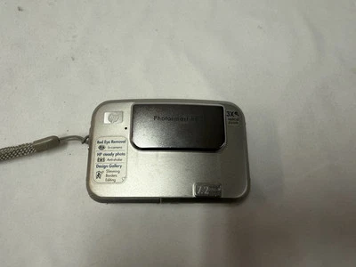 HP Photosmart R837 Digital Camera - 7.2 MP 3x Optical Zoom - Silver - Image 1 of 4