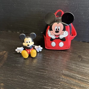 Zuru Mini Brands DISNEY Serie 3 Zaino Topolino Borsa Libro e Raro Topolino - Foto 1 di 5