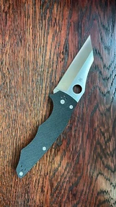 New In Box! SPYDERCO YoJumbo Compression Lock 4” Satin S30V Knife MADE IN USA - Picture 1 of 6