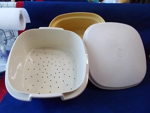 Servidor vaporizador microondas Tupperware vintage con tapa 888 - Imagen 1 de 2