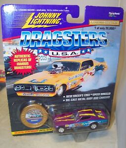 1:64 JOHNNY LIGHTNING DRAGSTERS USA FUNNY CAR GENE SNOW SNOWMAN CHARGER 32301
