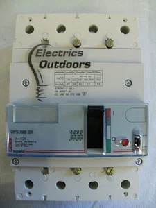 LEGRAND 40 AMP 50kA FOUR POLE MCCB DPX 250 ER 252 52 - Picture 1 of 4