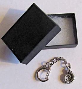 F) KEYRING PEWTER AMMONITE ESTINCT SPIRAL SHELLED CEPHALOPODS JURASSIC FOSSIL - Picture 1 of 2