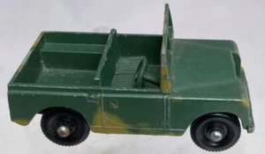 MATCHBOX LESNEY #12 LAND ROVER IN GEBRAUCHTER ZUSATZFARBE TARNUNG VINTAGE - Bild 1 von 5