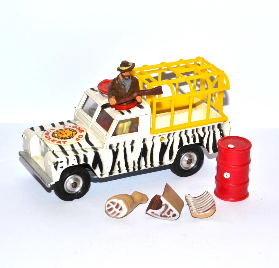 Vintage Corgi Toys Land Rover 109 W.B. aus Gift Set No 8 Lions of Longleat - Bild 1 von 4