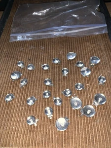 Ricambi per fare gioielli vintage anni 70 vecchio stock - Foto 1 di 9