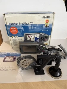 Magellan Roadmate 700 GPS Portable Auto Navigation. Manual, Bundle - Picture 1 of 24