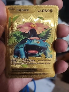 pokemon karten Frosch Blume Gold Geschenk/Display - Bild 1 von 3
