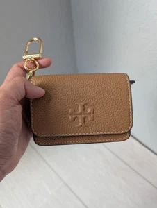 Neu mit Etikett Tory Burch Thea schwarz Klapp Kartenetui Schlüsselring Münzetui Geldbörse 159428 148 $ - Bild 1 von 4