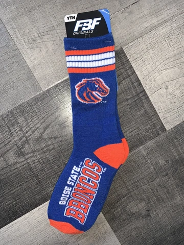 BOISE STATE BRONCOS NCAA COLLEGE 4 STRIPE CREW LENGTH SOCKS YOUTH KIDS Cover