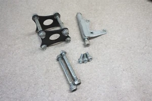 1986 86 87 88 Honda TRX 200SX Fourtrax OEM Engine Motor Mounts & Bolts - Bild 1 von 8