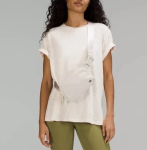 Bolso de cinturón Lululemon Everywhere - ópalo blanco nuevo con etiquetas talla regular 1 lit - Imagen 1 de 6