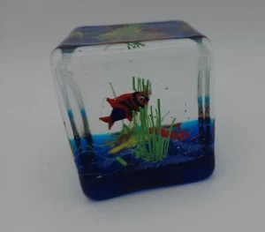 Pisapapeles escultura bloque cuadrado cuenco acuario peces cristal de Murano vintage nuevo con etiquetas - Imagen 1 de 7
