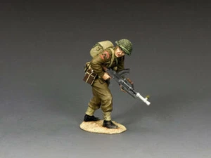 DD340 (B) Advancing Bren Gunner (con base de arena) de King & Country - Imagen 1 de 2