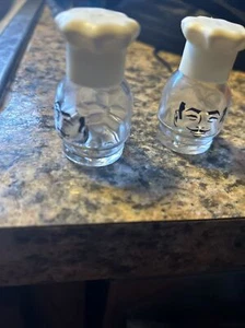 Miscellaneaous Salt And Pepper Shakers - Picture 1 of 9