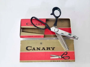 Vintage Canary Pinking Shears NEW - Picture 1 of 3