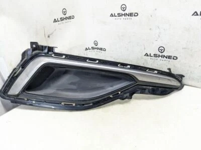 2015-2017 Hyundai Sonata Front RH Fog Light Lamp Cover 86526-C1000 OEM *ReaD* - Image 1 of 4