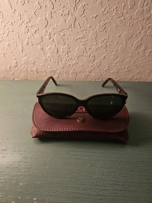 Vintage 1980's Women's CatEye Sunglasses, Tortoise Frame W/Vintage... - Image 1 of 4
