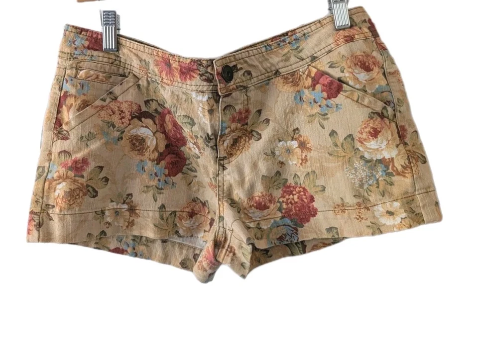 Pantalones Cortos Forever 21 Para Mujer 30 Floral Caliente Pantalones Cremallera Elastizados Bolsillos Frente Plano  Foto 1 de 4