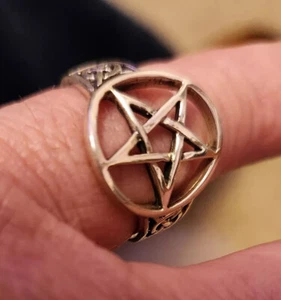 .925 STERLING SILVER WICCAN PENTACLE RING size 11  NOS --- Lot 1619 - Picture 1 of 2