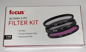 Focus 40.5mm Filter Kit w/ UV, Circular Polarizer & Fluorescent Filter BRAND NEW - Picture 1 of 4