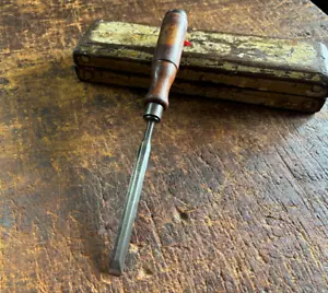Vintage Titan 3/8" Bevel Edge Chisel. Made in Australia Old Cabinet Makers Tool - Picture 1 of 8