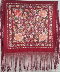 Antiguo chal de piano chino de seda bordado a mano con flecos florales 125x121 cm - Imagen 1 de 12