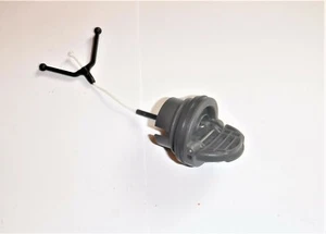 Tapa de gas o combustible para motosierra Husqvarna 545 - FABRICANTE DE EQUIPOS ORIGINALES - Imagen 1 de 3