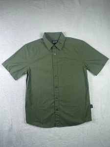 Patagonia NWT Mens Fezzman Regular Fit Button Down Short Sleeve Buffalo Green XS - Picture 1 of 10