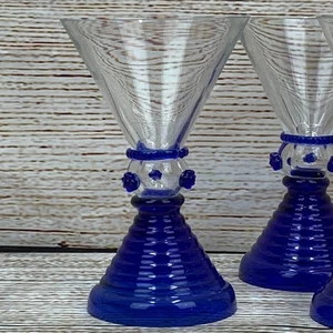Set of 4 Vintage Cobalt Blue Clear Martini Cocktail Glasses Unique Stems - Picture 1 of 7