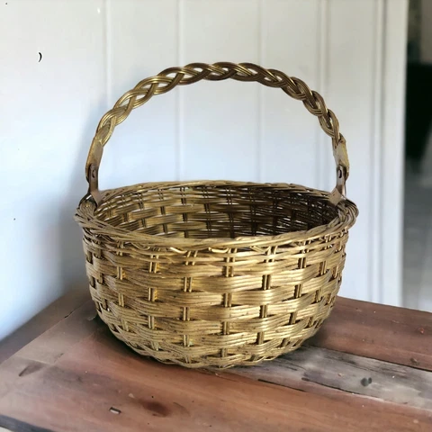 Solid Heavy Brass Woven Wire Weave Basket Natural Patina Hinged Handle Cover