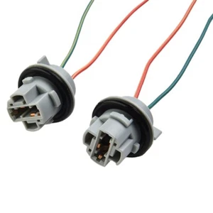 New Practical Light Bulb Socket For Turn Signal Light 7440 Accessories Pair - Picture 1 of 12
