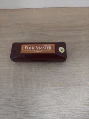 Suzuki Folkmaster 10 Hole Diatonic Folk Master Harmonica D - Image 1 of 4
