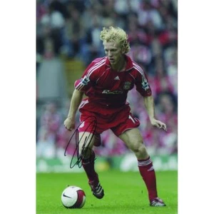Dirk Kuyt - Autograph - Signed Colour Photograph - Picture 1 of 1