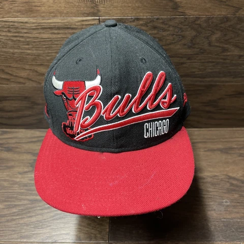 Chicago Bulls New Era Hardwood Classics Cap Size 7 3/4 Cover