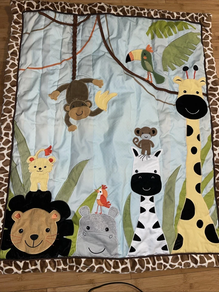 Cobertor edredom selva estampa animal girafa/zebra/leão/macaco listrado nas costas  - Imagem 1 de 4