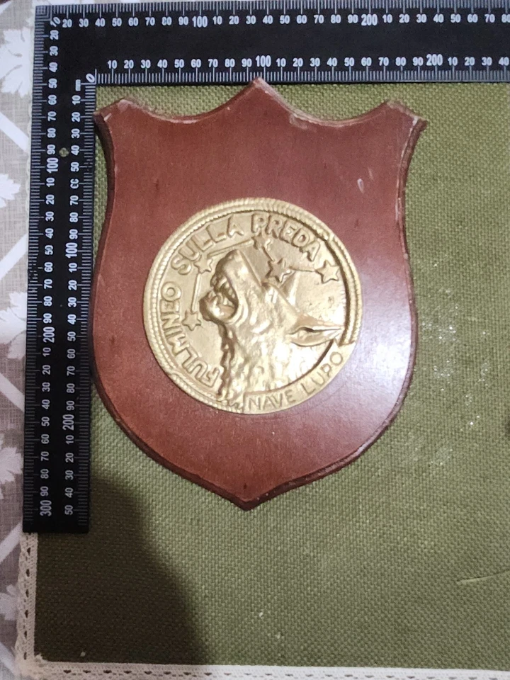 Crest Nave Lupo - Immagine 1 di 1